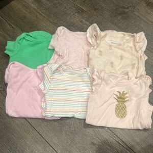 Short sleeve onesies